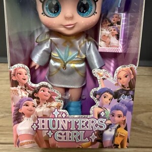 Hunters Girl Blue Hair Doll with 5D Eyes & Music - Singing Warrior Doll 10” image 3