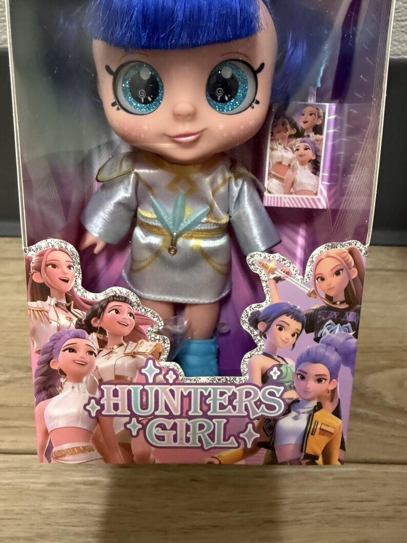 Hunters Girl Blue Hair Doll with 5D Eyes & Music - Singing Warrior Doll 10” image 3