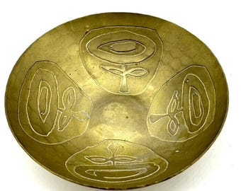 Otter Studios Bol en laiton martelé Adolf Oetter Artisanat Canada