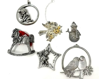 Lote de 6 adornos navideños de peltre A.L., Amos, muñeco de nieve sin marcar, querubín, pájaros