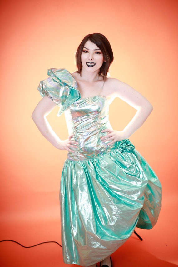 Vinage 1980s 80s Puff Sleeve Metallic Pastel Prom