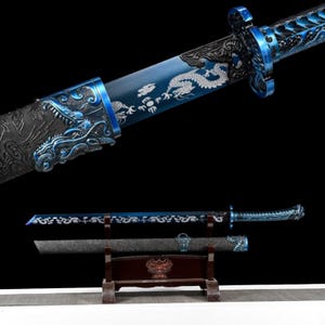 Espada de fantasía de acero con alto contenido de carbono hecha a mano, con tallado de dragón