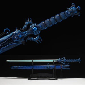 Design originale, spada fatta a mano, guerriero fantasy, regalo personalizzato, regalo da collezione