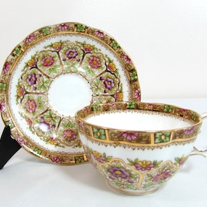 Vintage Royal Albert COURT teacup & saucer - England