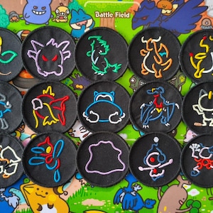 Parche bordado de Pokémon neón / Parche de anime con arte lineal minimalista / Accesorio de jugador hecho a mano