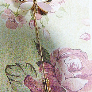 Vintage Mother of Pearl Butterfly Stick Pin - BUT-67 - MOP Stick Pin