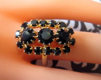 Vintage Silver and Black Rhinestone Ring - Size 6.75 - R-103