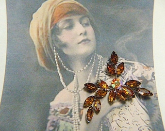 Vintage Topaz Brooch - BR-296 - Gold Rhinestone Brooch - Topaz Brooch - Topaz Statement Piece