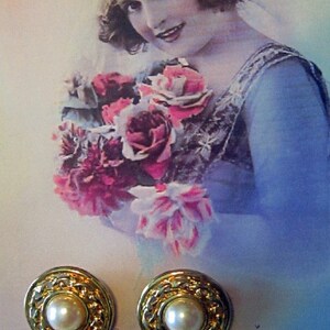Vintage Gold and Pearl Clip Earrings