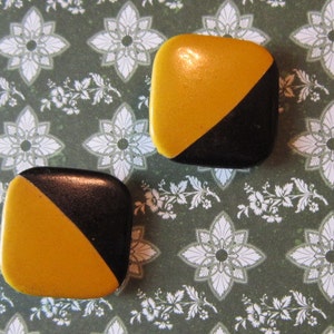 Vintage Yellow and Black 80s Square Pierced Earrings