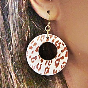 Vintage White and Brown Hoop Earrings
