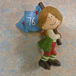 Vintage 1970s Little Girl Brooch - BR-523