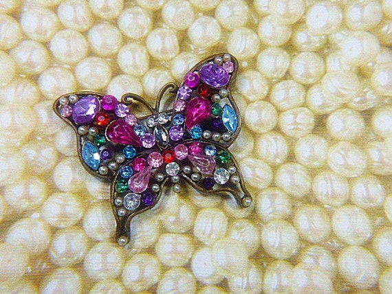 ART DECO Vintage Multicolor Rhinestone Butterfly Brooch - BUT-160 - Multicolor Butterfly Brooch - Art Deco Rhinestone Butterfly Pin