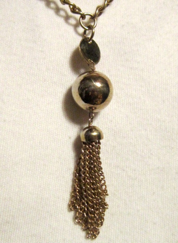 Vintage Gold Tassle and Chain Necklace - image 2