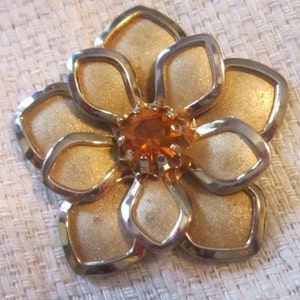 Vintage Gold Floral Pendant