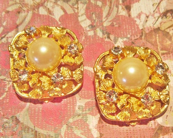 Vintage Gold and Pearl Ornate Clip Earrings With Rhinestones