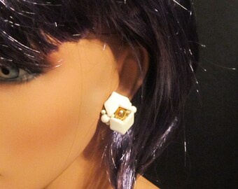 Vintage Art Deco Style Acrylic Clip Earrings