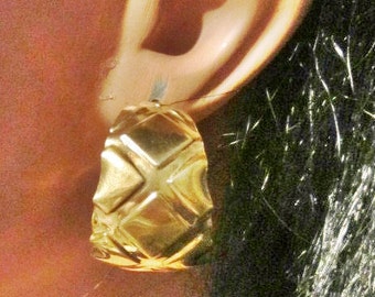 Vintage Gold Hoop Pierced Earrings