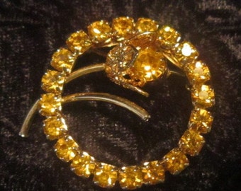 Vintage Topaz Rhinestone Circle Brooch