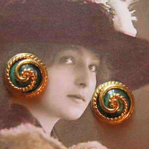 Vintage Gold and Emerald Green Round Pierced Earrings