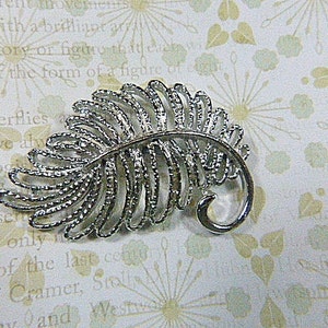 Vintage Silver Filigree Leaf Brooch - BR-158 - Silver Filigree Brooch - Silver Brooch