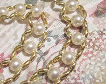 Vintage Pearl and Gold Bead Necklace