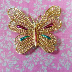 VINTAGE &quot;GERRY&#39;S&quot; Gold Filigree Butterfly Brooch - BUT-173 - Gold Filigree Brooch
