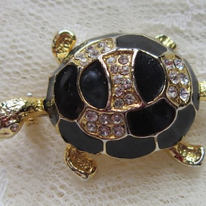 Vintage Rhinestone and Enamel Turtle Brooch - Vintage Turtle Brooch - Rhinestone Turtle Brooch - Vintage Turtle Pin - Rhinestone Pin- BR-445