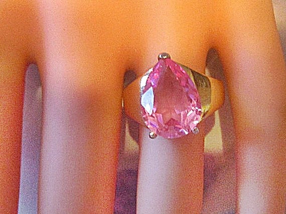 Vintage Gold Ring With Huge Pink Teardrop Rhinest… - image 1