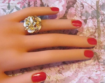 VINTAGE Gold and White Enamel Ring - Size Adjustable - R-003 - Enamel Ring - White Ring - White Enamel Ring