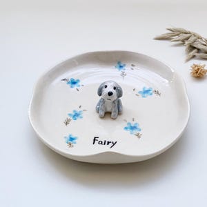 Custom Pet Portrait Ring Tray with 3D Dog/Cat Design, Pet Lover Gift, Blue Floral Ceramic Dish, Ideal Pet Lover Ring Holder