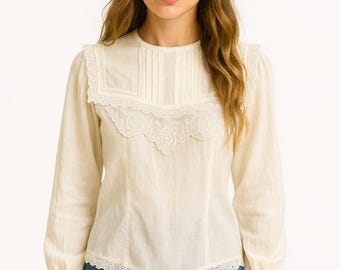 Vintage 70s Gunne Sax by Jessica Mcclintock White Pearl Button