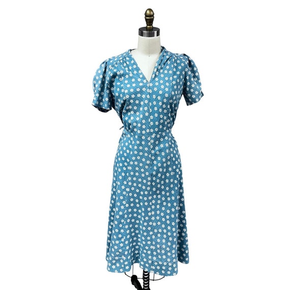 1930s 1940s WW2 VTG Blue Cotton House Dress V Nec… - image 1