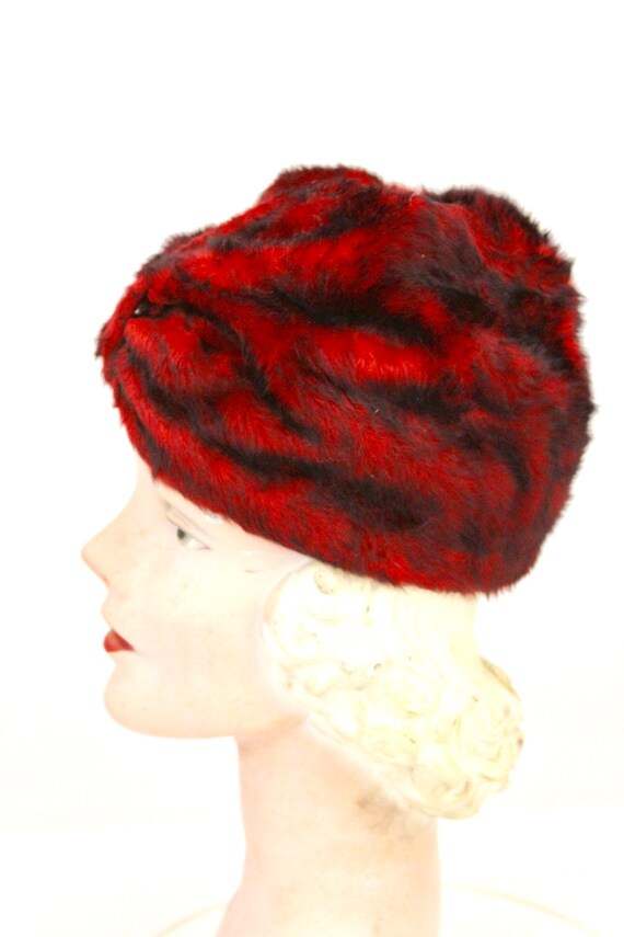 Vintage 1950s Red Black Fur Felt Turban Pillbox C… - image 4