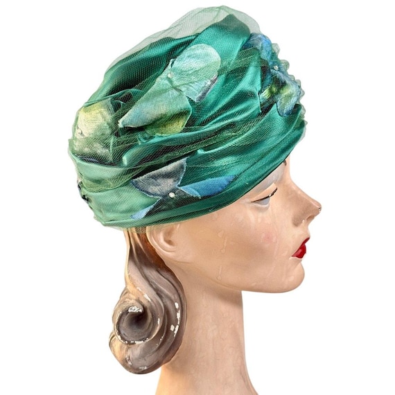 Vintage 50s Emerald Green Pillbox Hat: Velvet Pansies  display picture 2