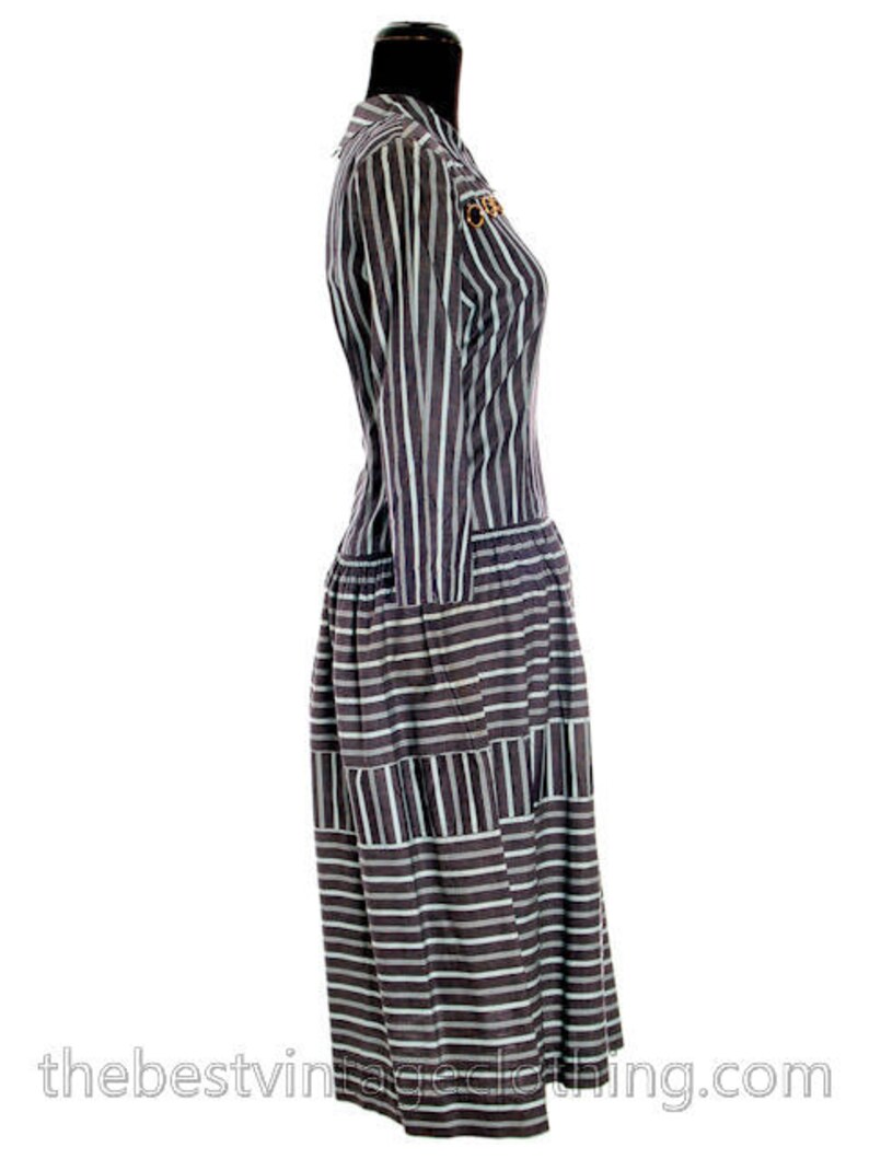Sale VTG 1940s Day Dress Cotton Gray Seafoam Green Stripes Bows S M Guernsey Pie
