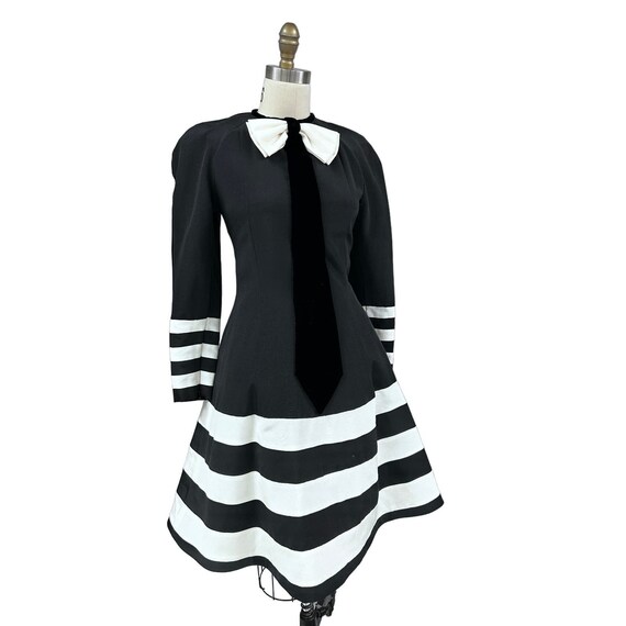 80s Vintage Saks Fifth Avenue Color Block Dress: Black & White Bow, Size 8  - Etsy