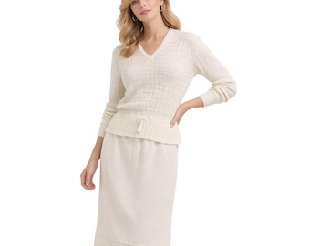 Conjunto de suéter y falda de punto color crema de la colección VTG de los años 70, talla M, con cintura texturizada y cordón ajustable.