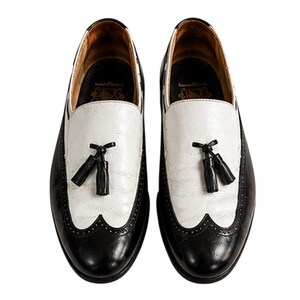 Johnston & Murphy Men\'s Two-Tone Black and Brown Leather Tassel Loafers 9.5 W Johnston Murphy Mens Two Tone Moc Toe Tassel Loafer Black  main image 3