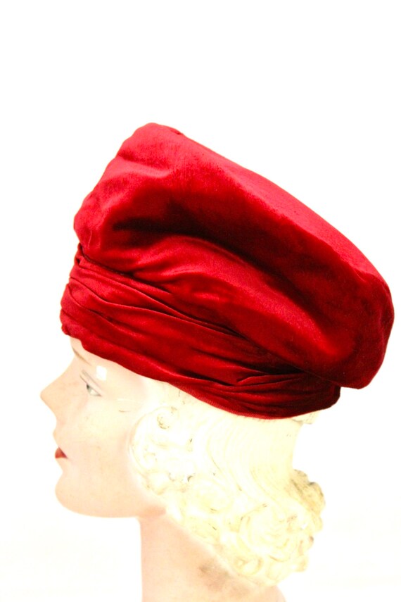Red Velvet Vintage Turban Hat 1940s 22" Small Head