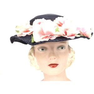 Lovely Vintage 1940s Womens Wide Brimmed Church Hat Pink Flowers Navy Blue Straw