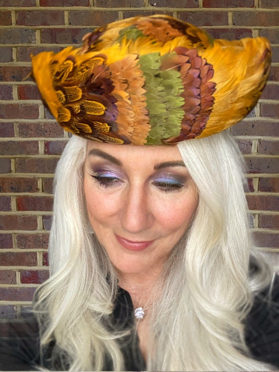 Vintage Womens Feather Pheasant Hat Stunning Gold… - image 2