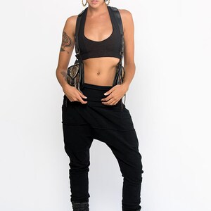 Lågskuren halternecktopp, svart BH-topp, festivalcrop top, danscrop top, boho, EDM, psytrancekläder, Burning Man-topp, älvtopp, pixietopp bild 5
