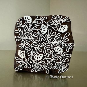 Tampon, tampon poterie, tampon sculpté, tampon indien en bois, tampon textile - motif floral sans couture