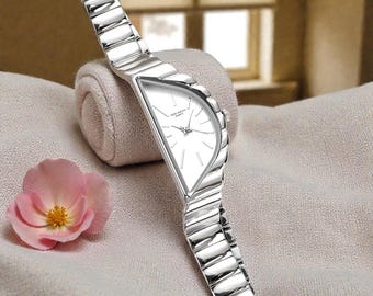 Vintage Luxus Damenuhr Elegante wasserdichte Quarz Armbanduhr mit Legierung Fall Mode Kleid Uhr Geschenk für Sie täglich tragen