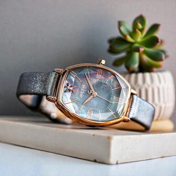 Sparkling Women’s Luxury Leather Watch Elegant Quartz Wristwatch for Ladies Romantic Fashion Analog Timepiece Gift for Her Daily Wear