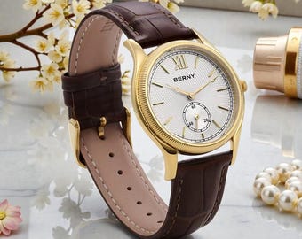 Women’s Gold Mesh Watch Ultra-Thin Waterproof Ladies Wristwatch with Minimalist Dial Elegant Lightweight Everyday Gift Watch for Her