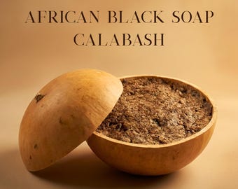 Jabón negro africano en calabaza tallada a mano. Auténtico, orgánico y sin perfume, hecho a mano para el lavado diario y una limpieza profunda. Importado de Ghana.