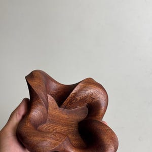 Handcrafted Solid Wood Bowl – Modern Minimalist Decorative Dish, Snack & Jewelry Holder, Artisan Home Decor Gift