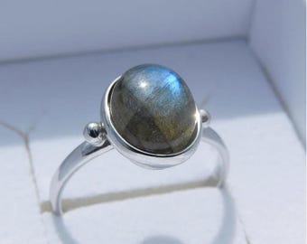 "Claire" Labradorite Ring